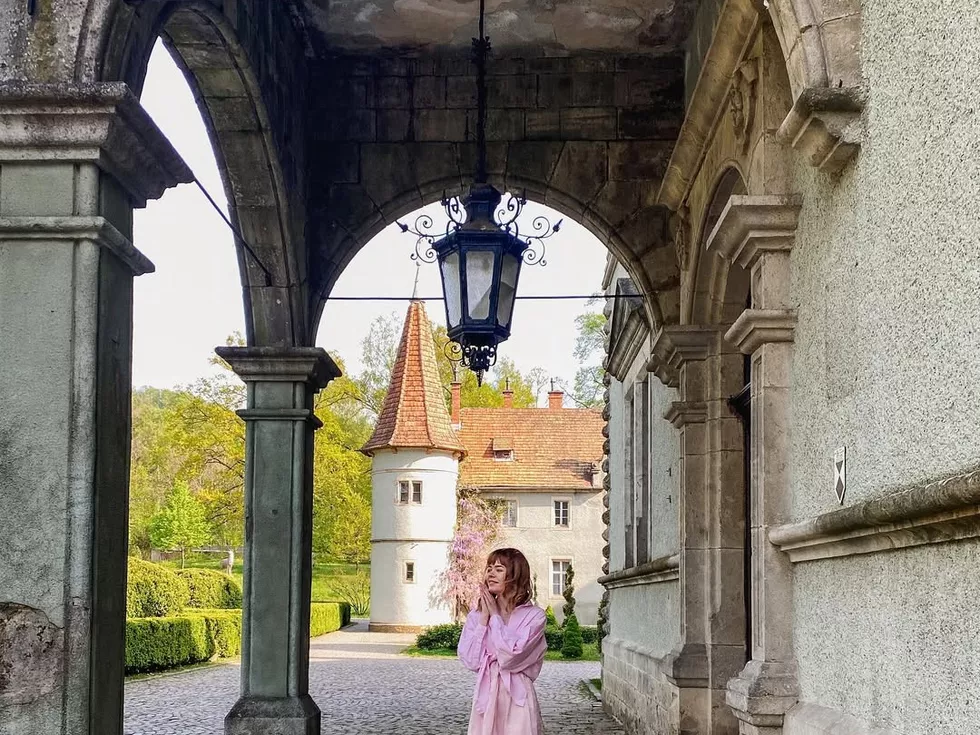 travel program image