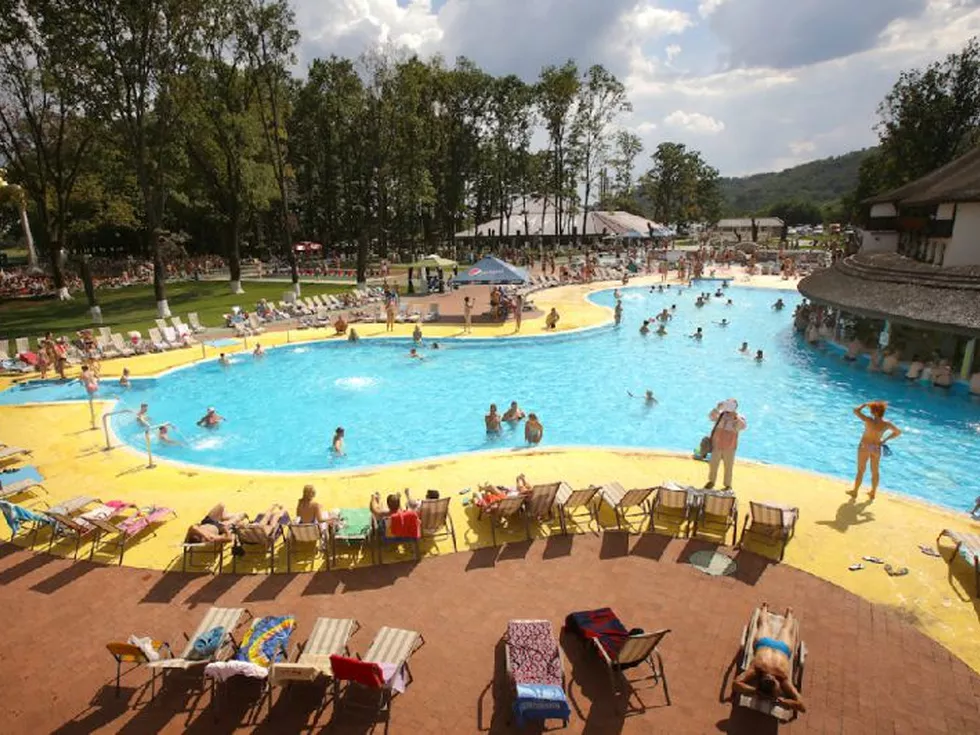 travel program image