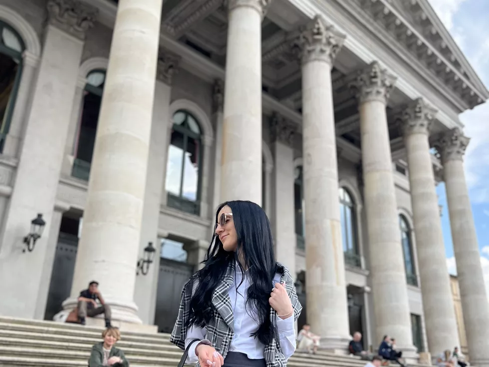 travel program image