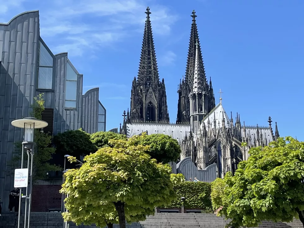 travel program image