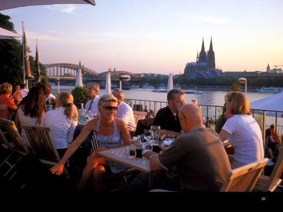 travel program image
