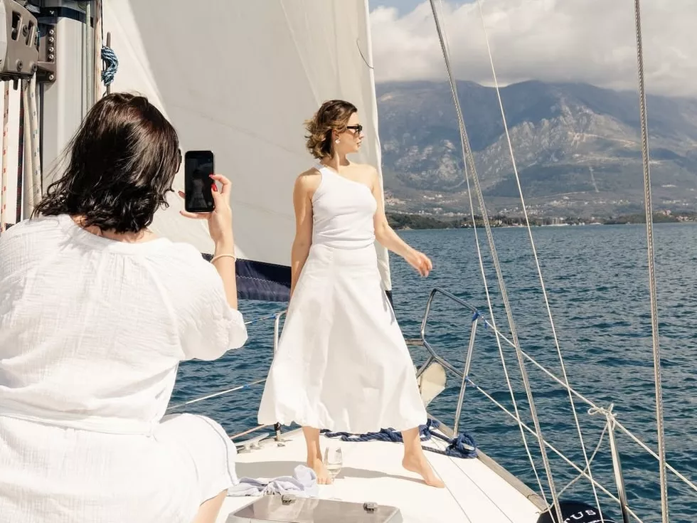 travel program image