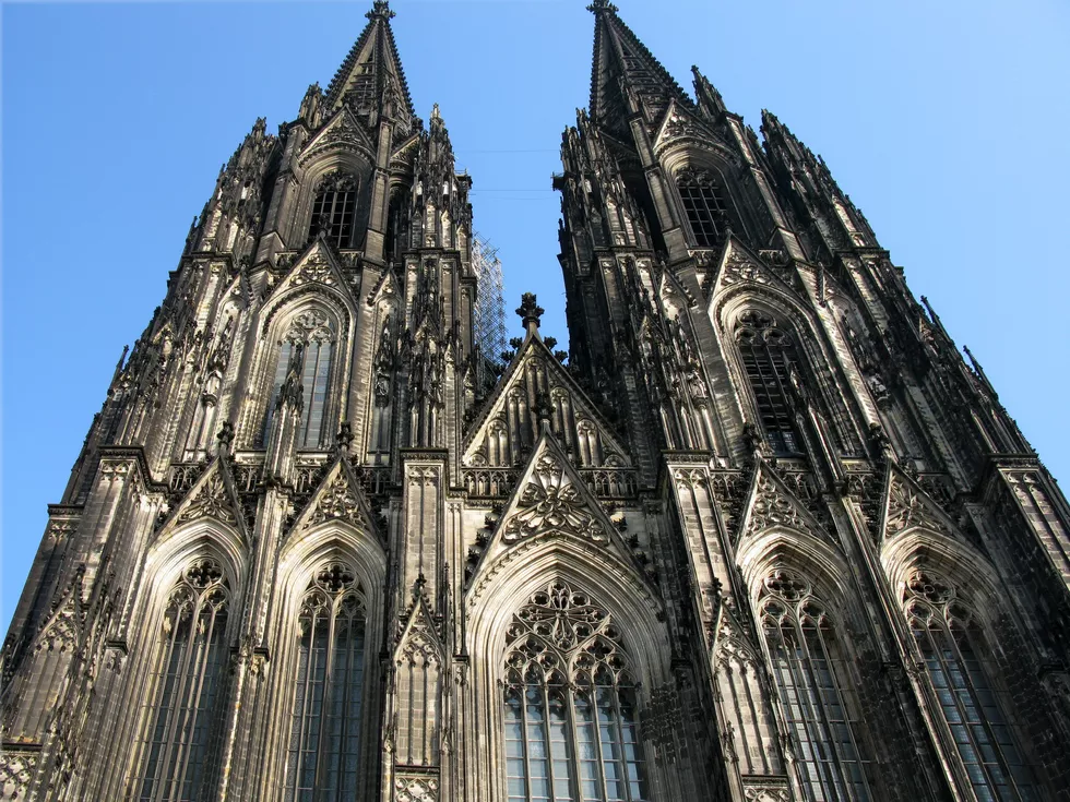 travel program image