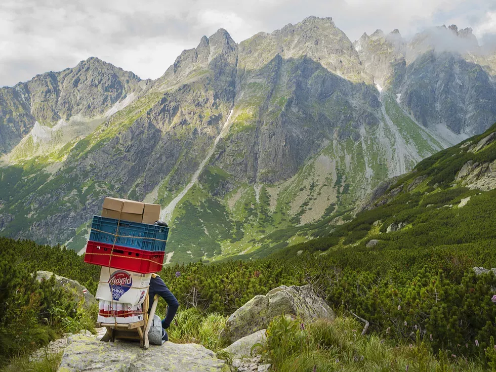 travel program image