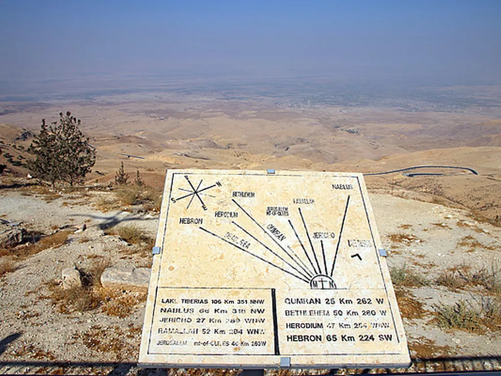 travel program image