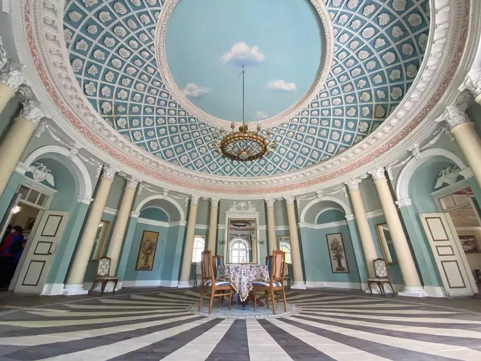 travel program image