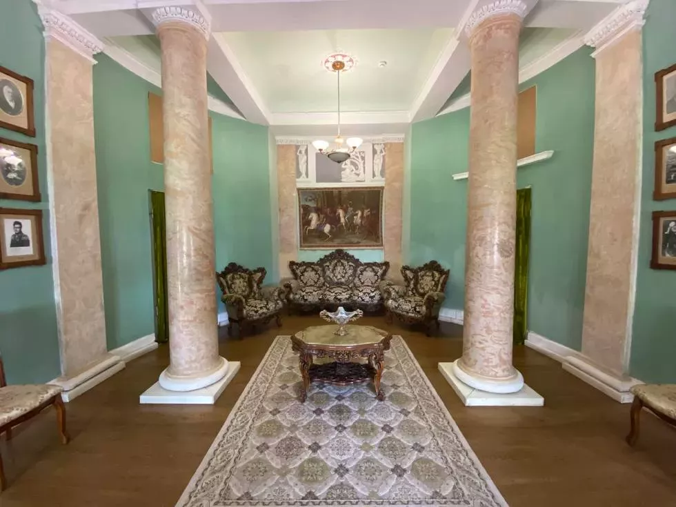 travel program image