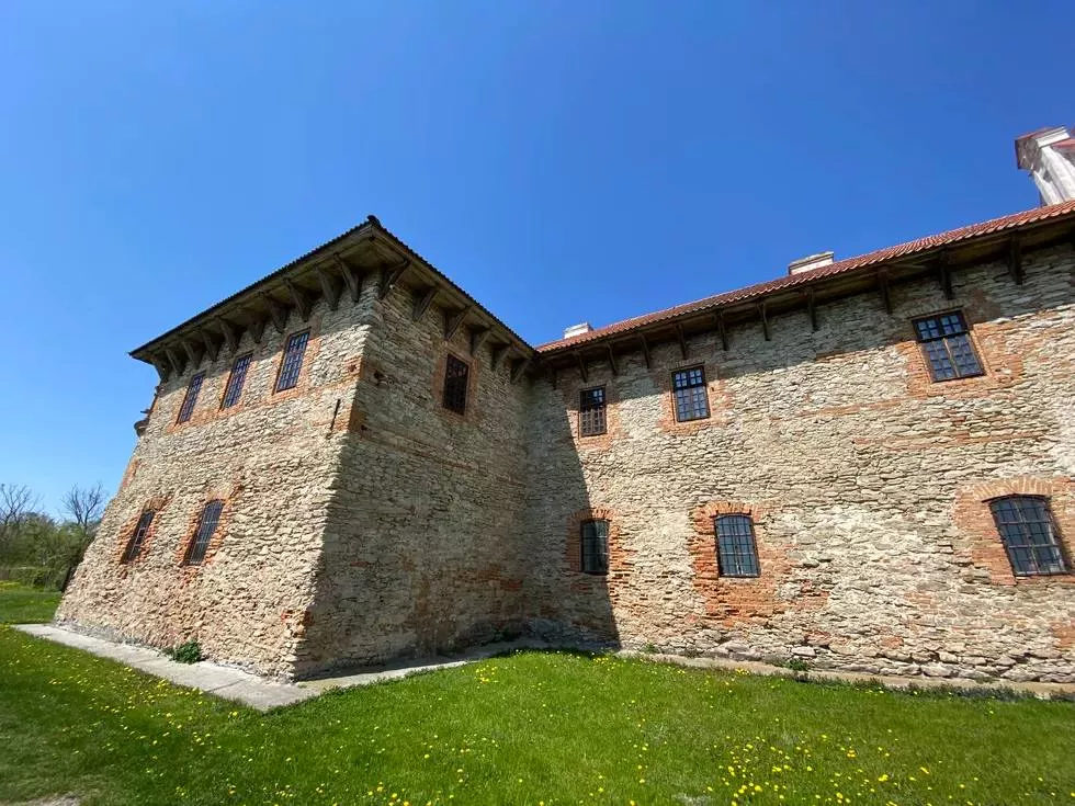 travel program image