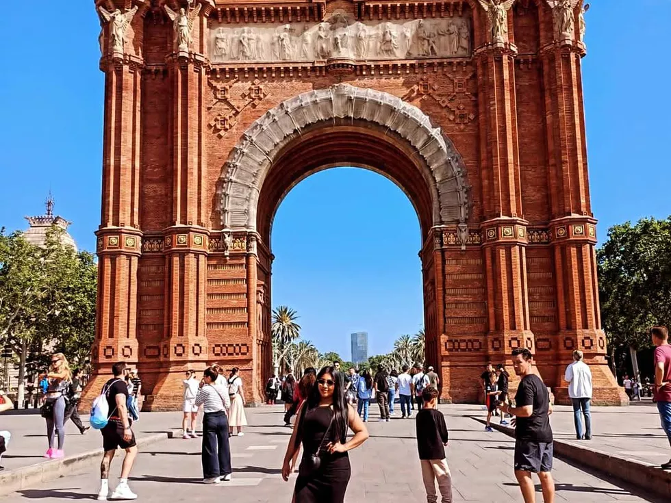 travel program image