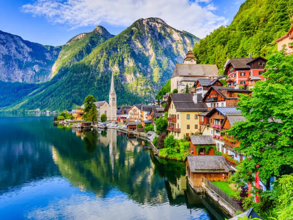 travel program image