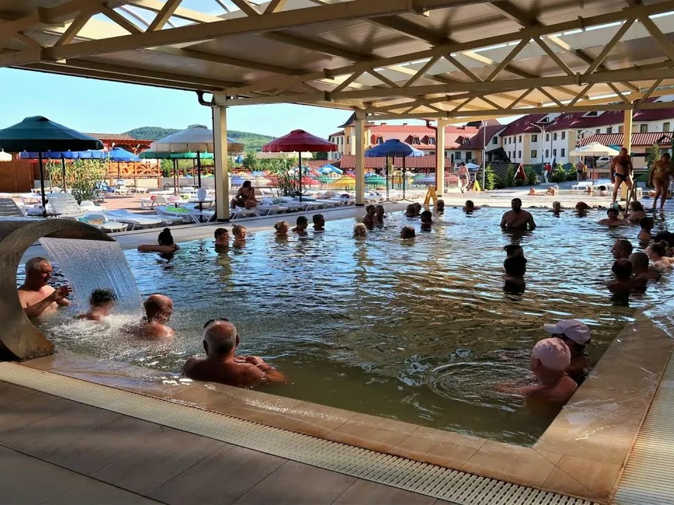 travel program image