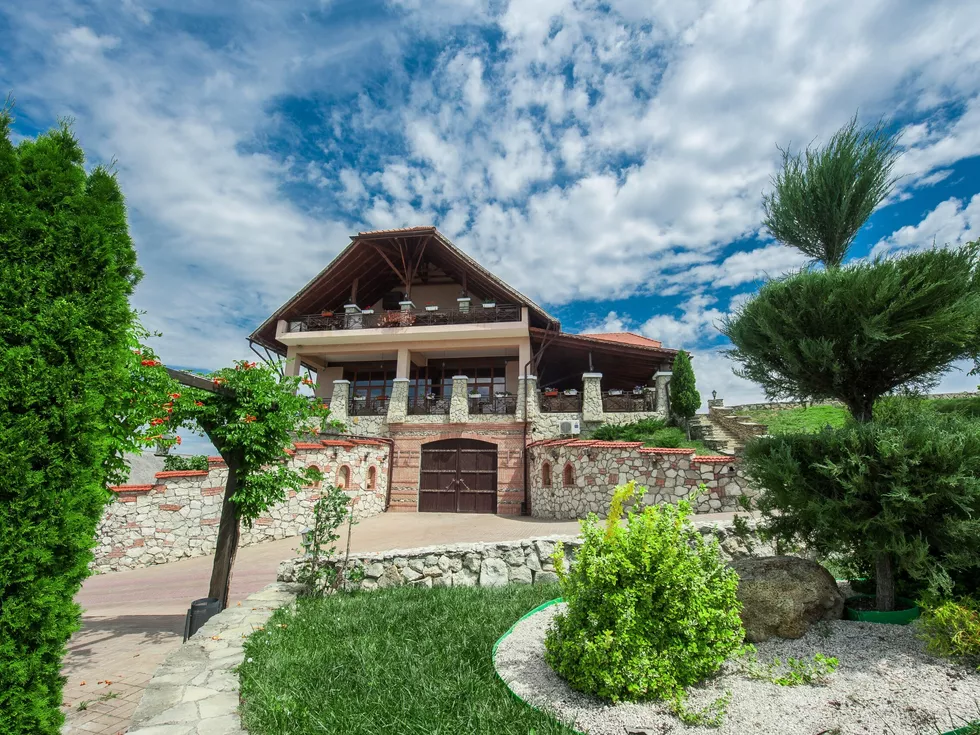 travel program image