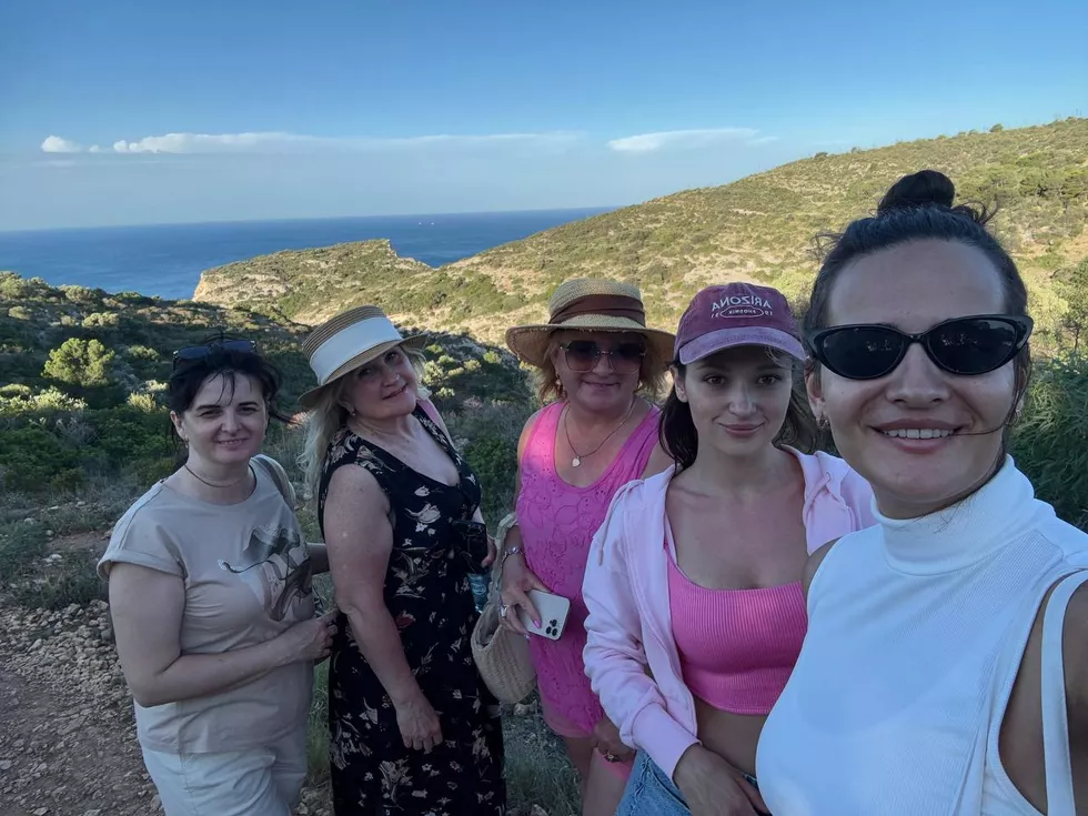travel program image