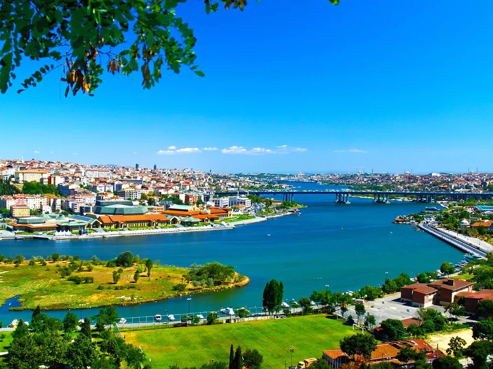 travel program image
