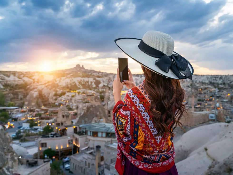 travel program image