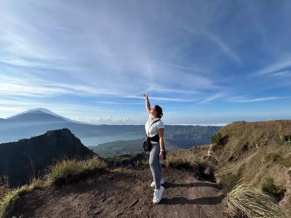 travel program image