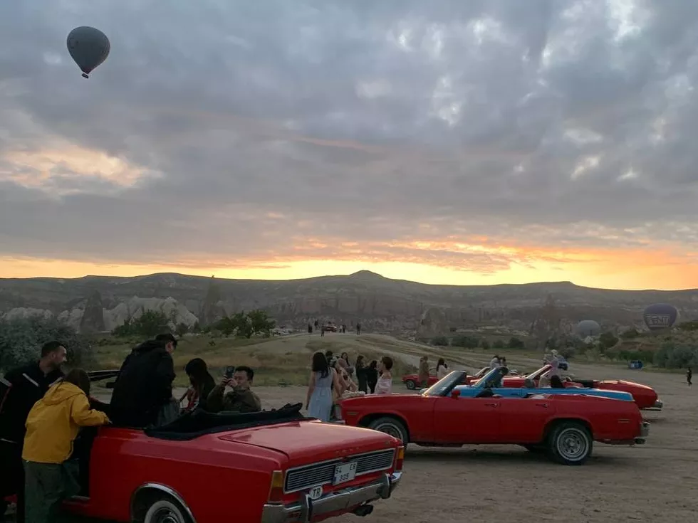 travel program image