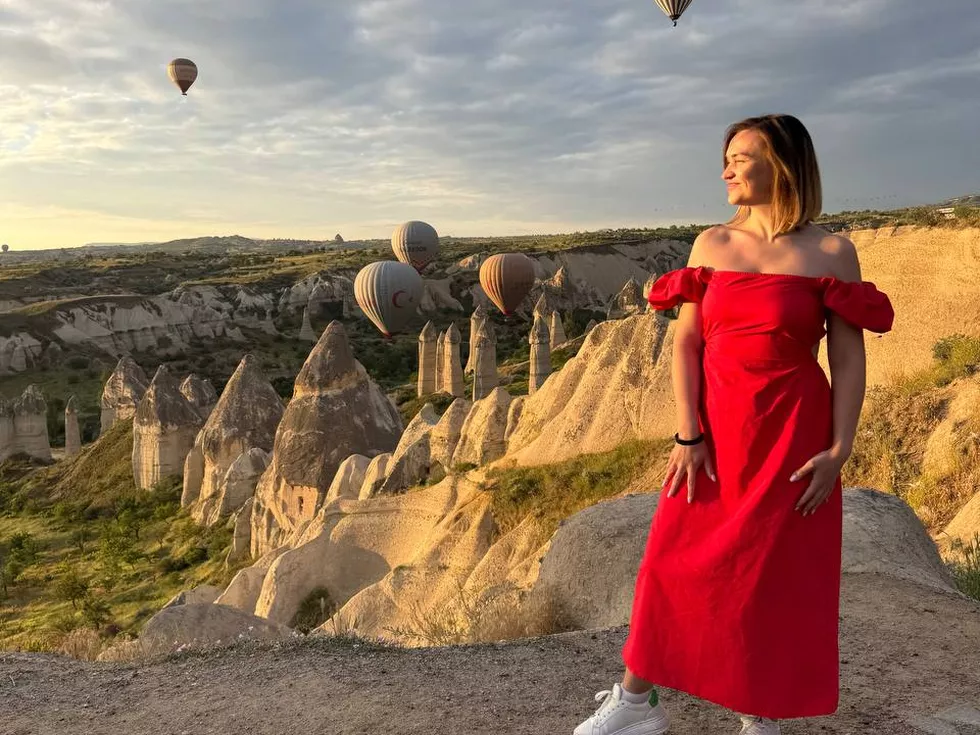 travel program image