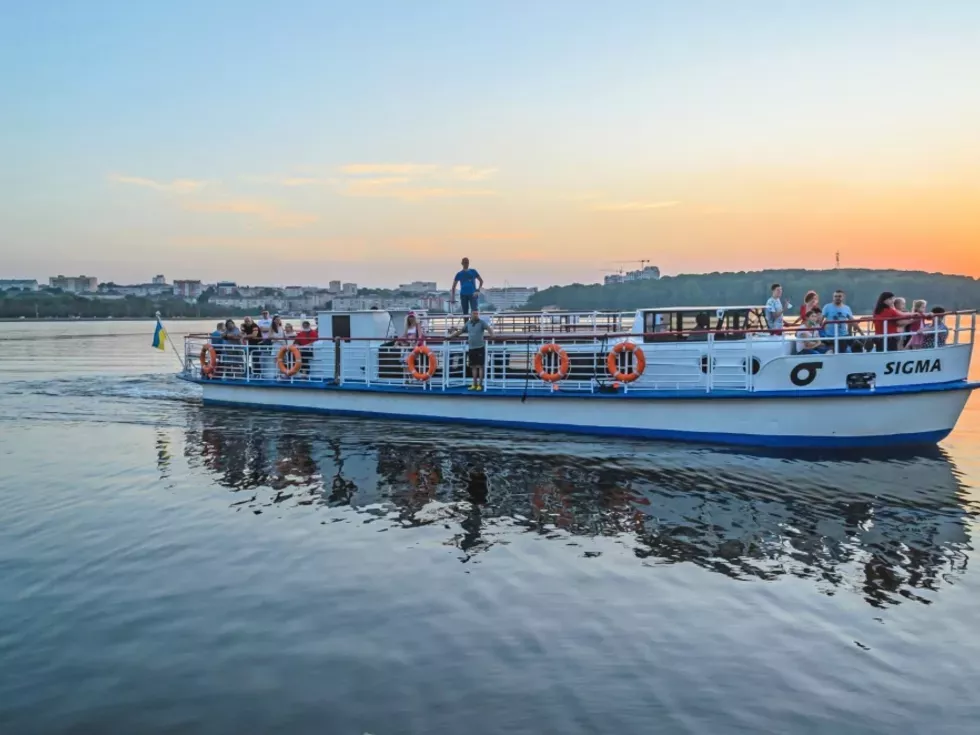 travel program image