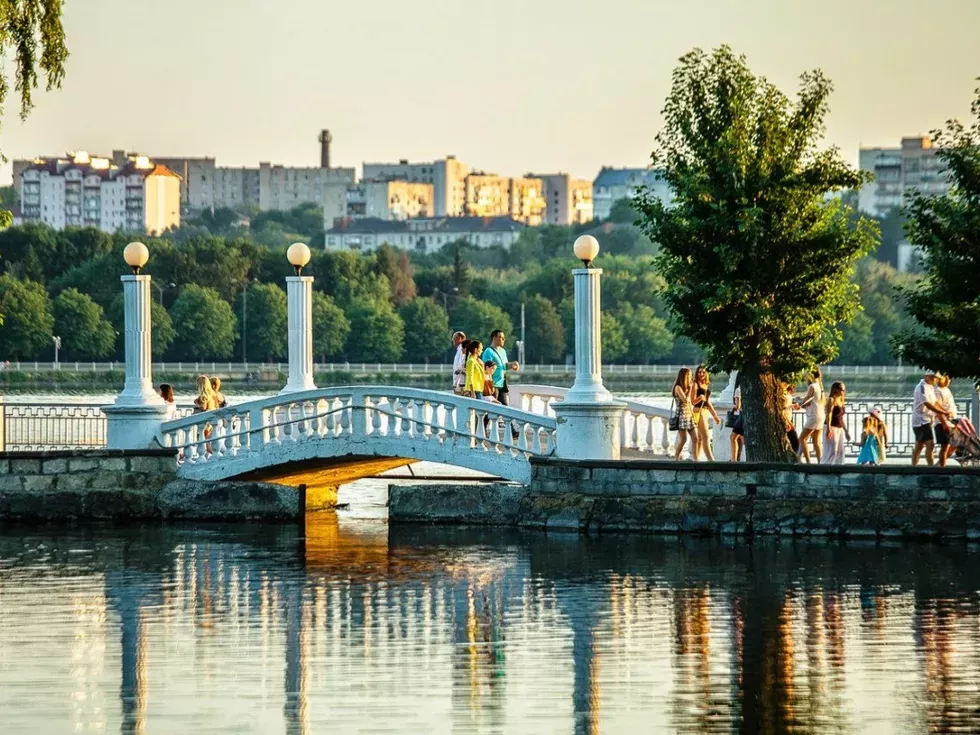 travel program image