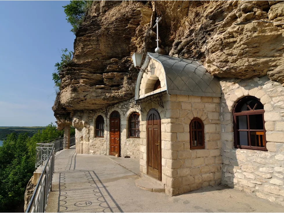 travel program image