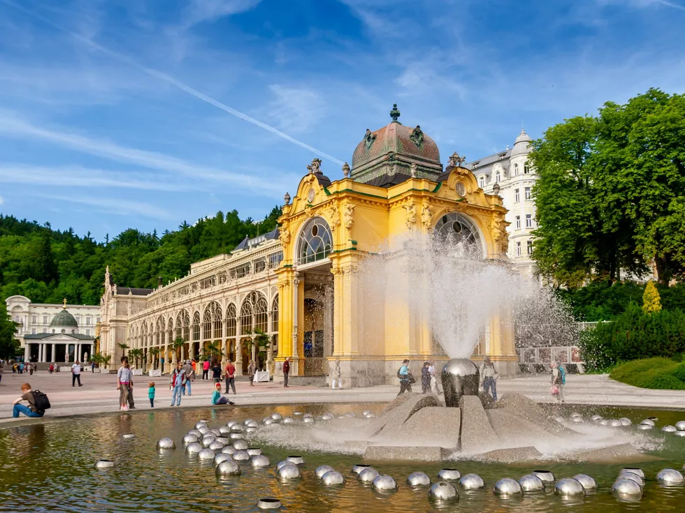 travel program image