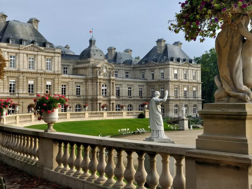 travel program image