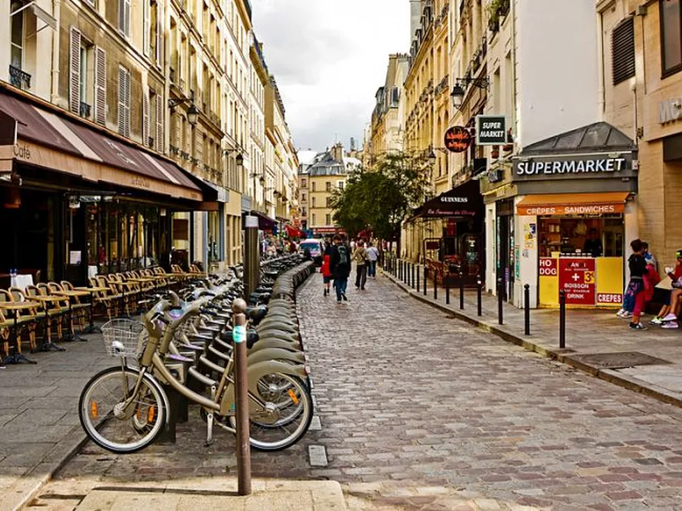 travel program image