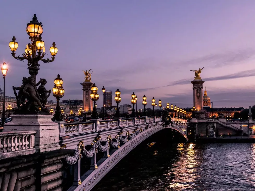 travel program image