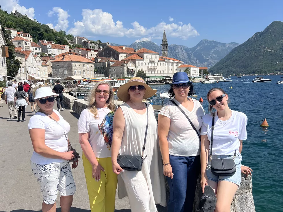 travel program image