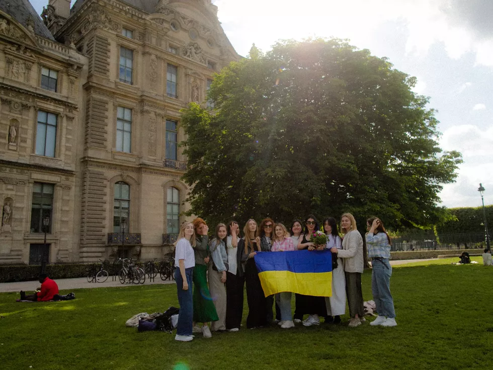travel program image