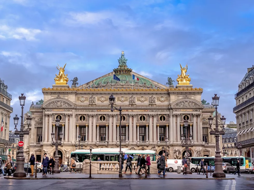 travel program image
