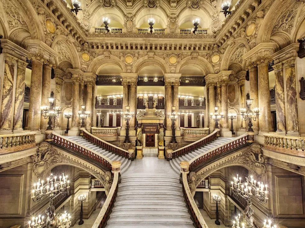 travel program image