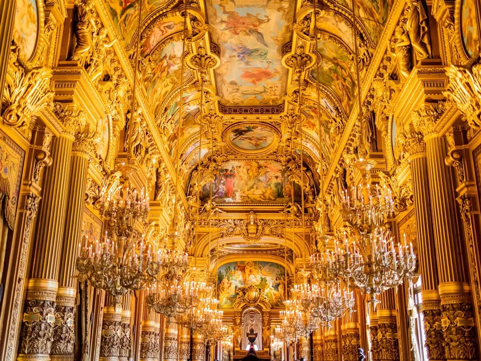 travel program image