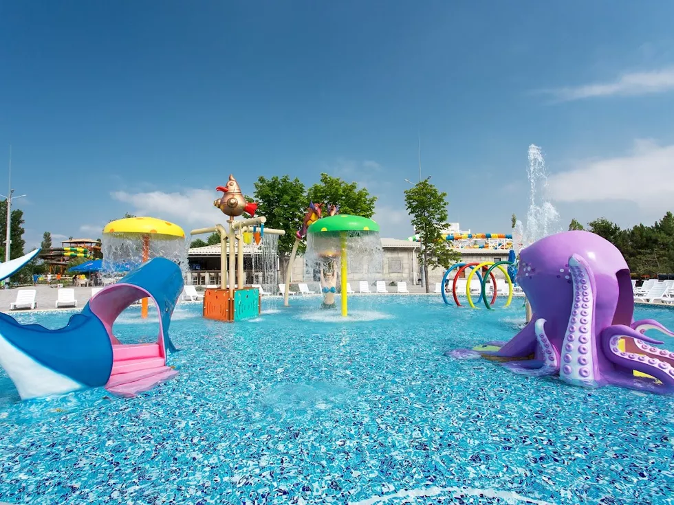 travel program image
