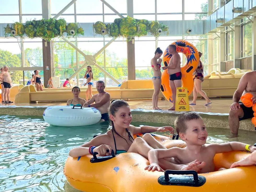 travel program image