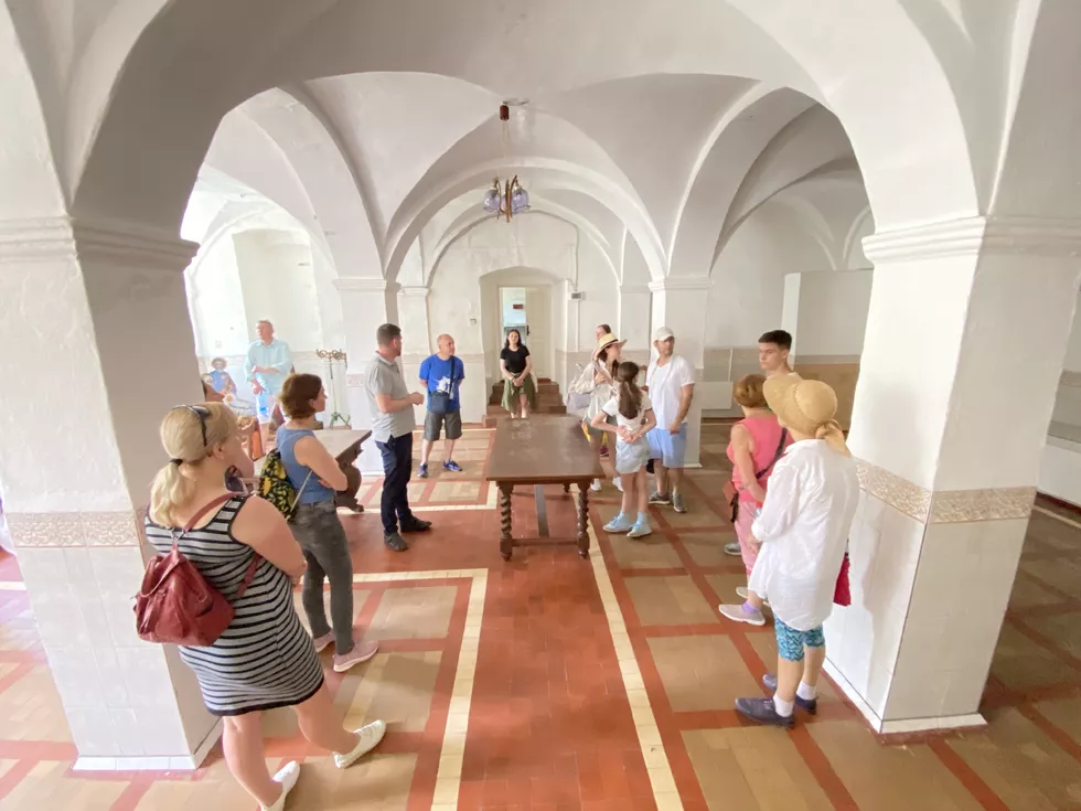 travel program image