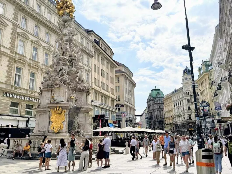 travel program image