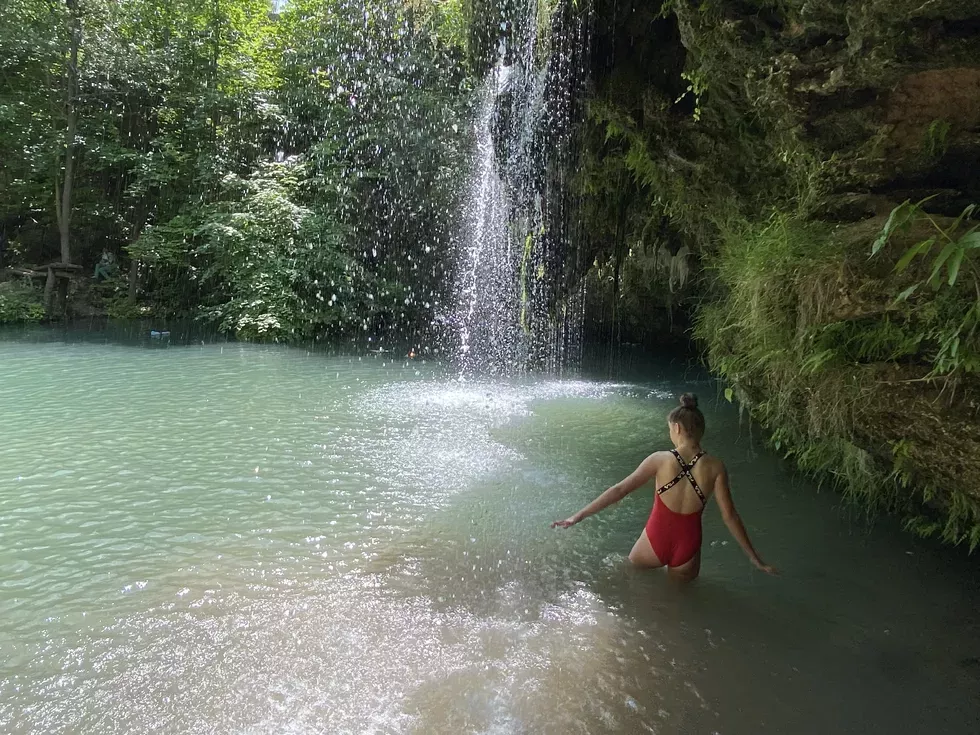 travel program image