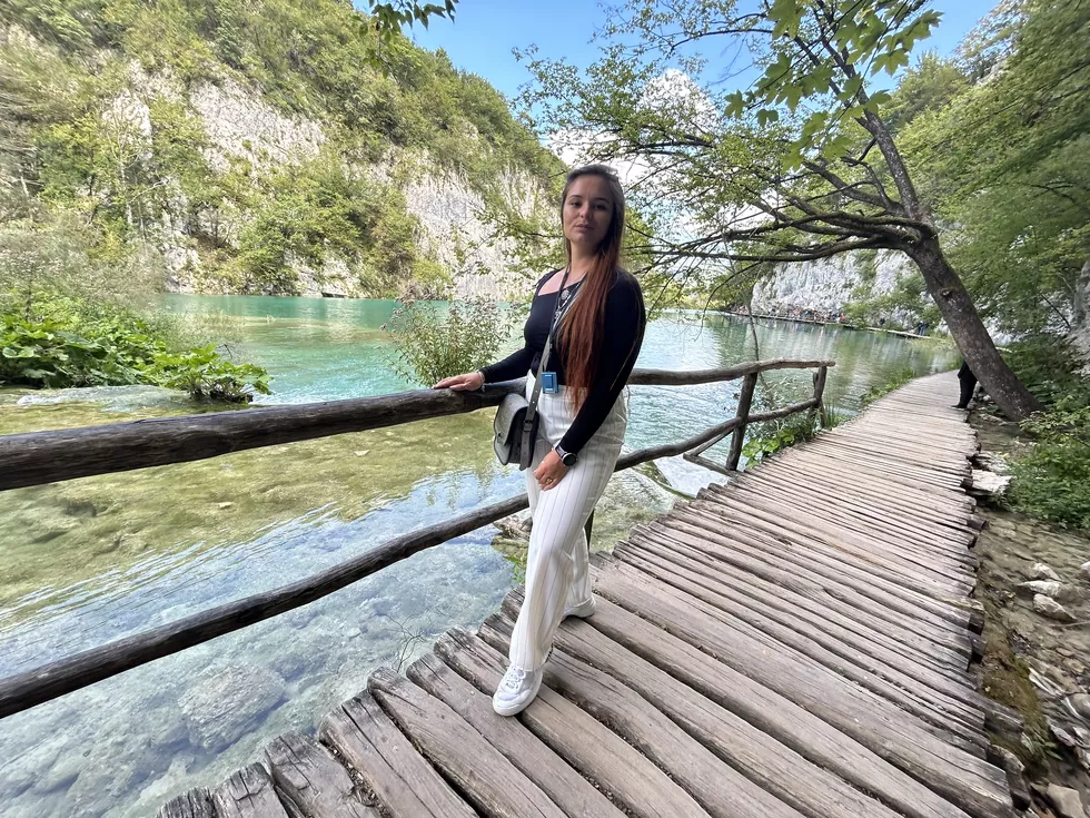 travel program image