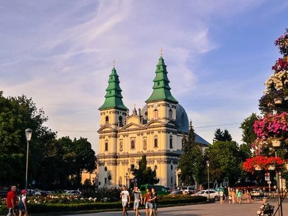 travel program image