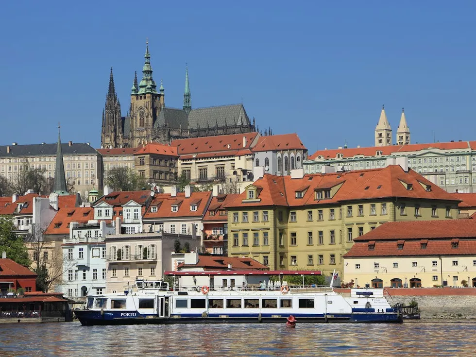 travel program image