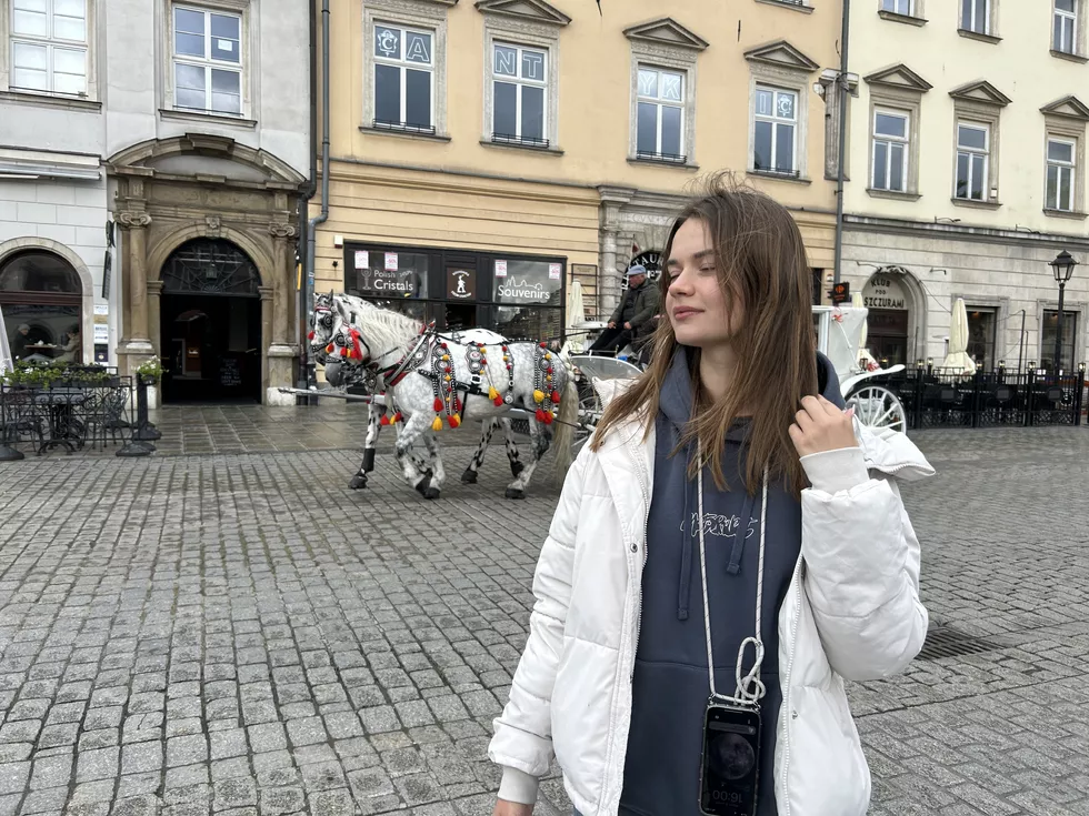 travel program image