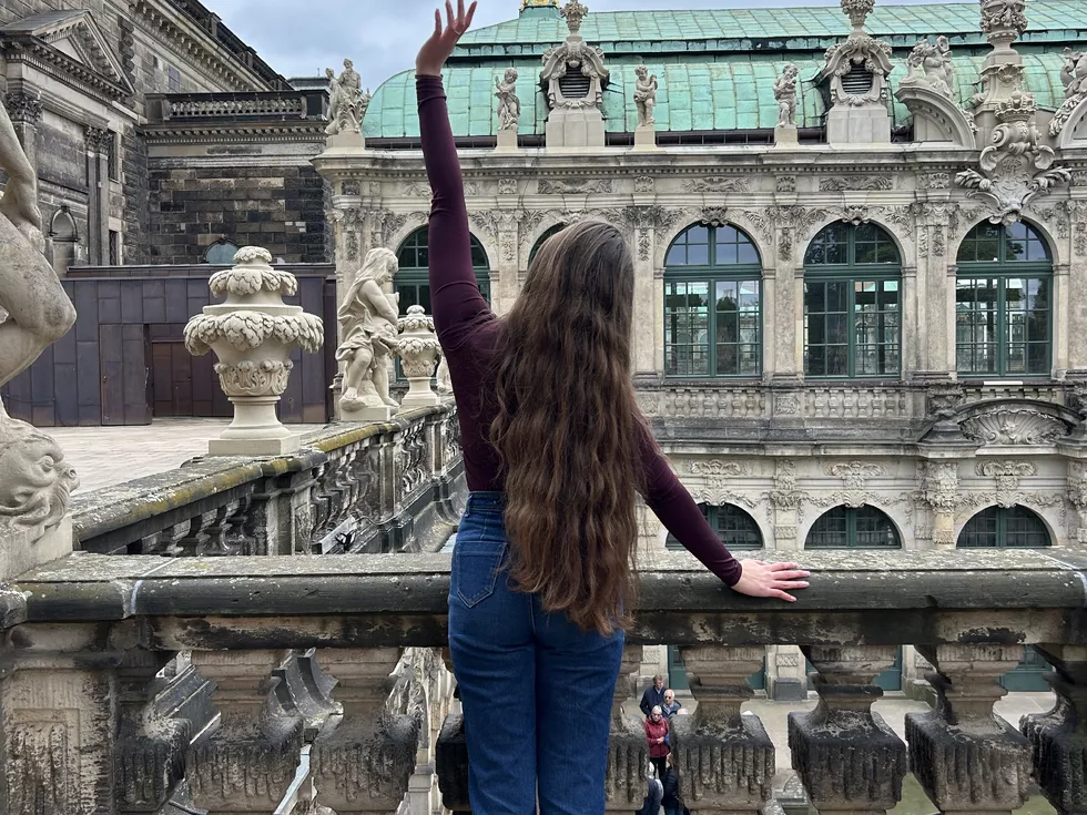 travel program image