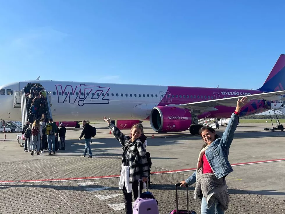 travel program image