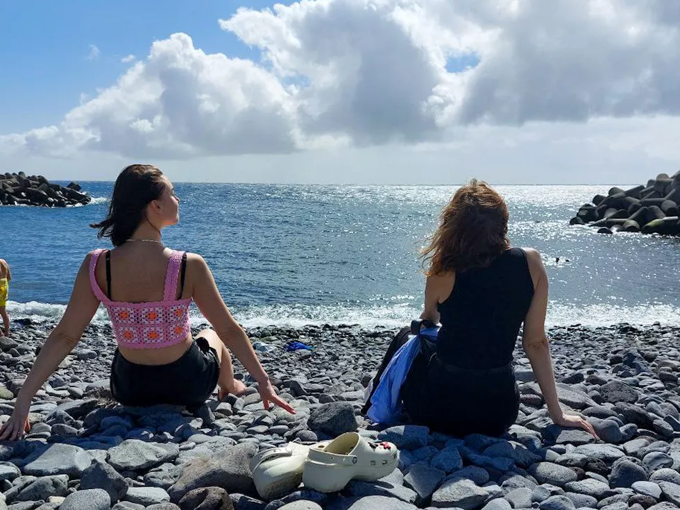 travel program image