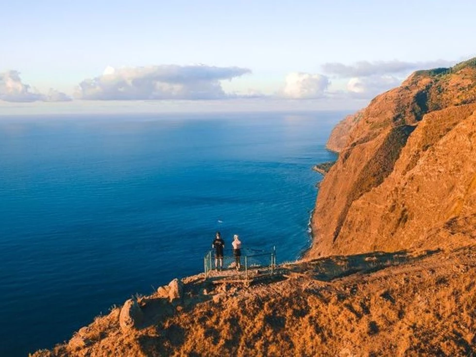 travel program image