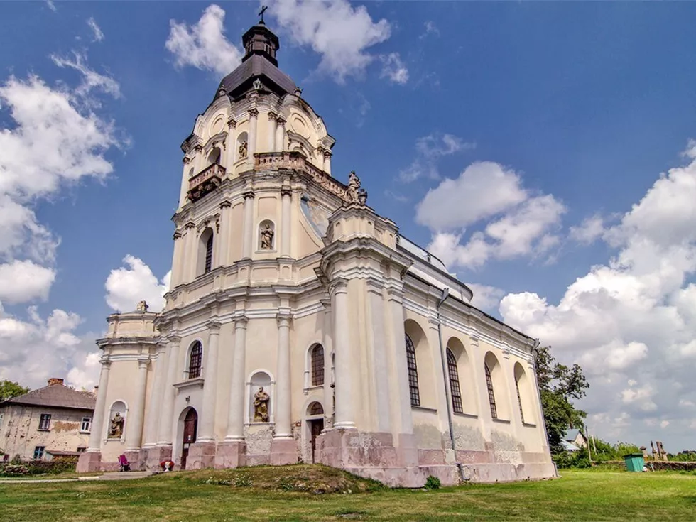 travel program image
