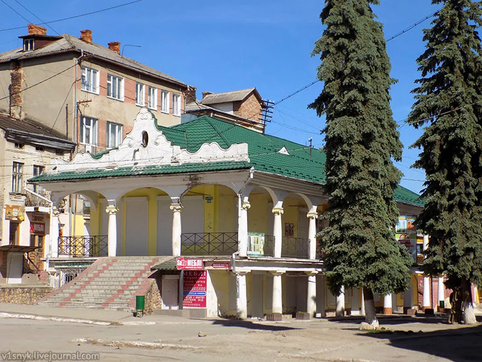 travel program image