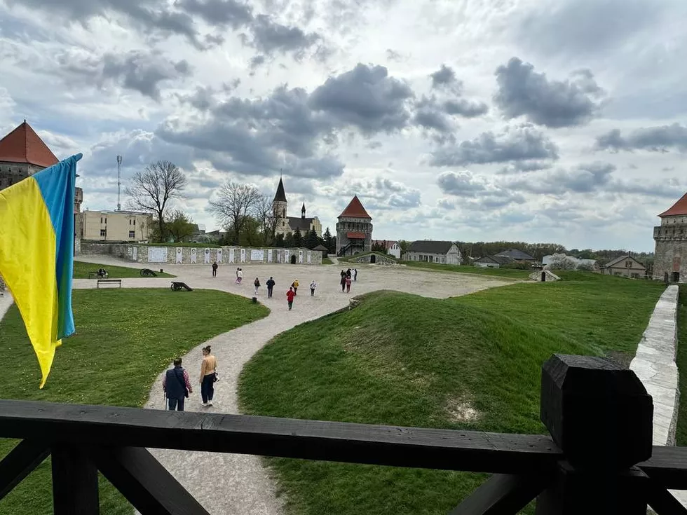 travel program image